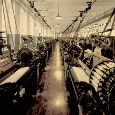 Carol Highsmith - Looms inside the old Boott Cotton Mill No. 6 in Lowell, Massachusetts, 1980