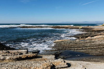 Carol Highsmith - Surfers on the rocky shoreline of Morro Bay State Park, California, 2013
