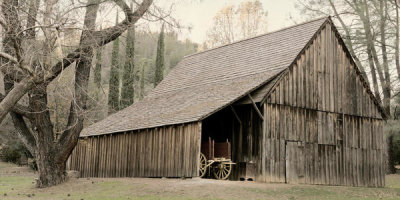 Carol Highsmith - A vintage barn at Shasta State Historic Park, California, 2012