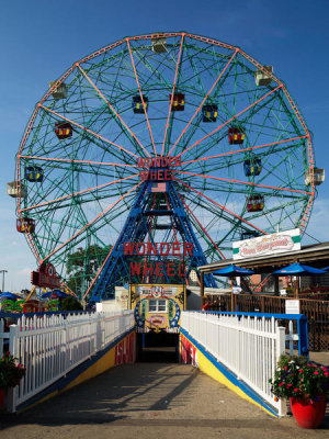 Carol Highsmith - The Wonder Wheel, an old-fashioned Ferris wheel on the Coney Island boardwalk in New York City's Brooklyn, 2018