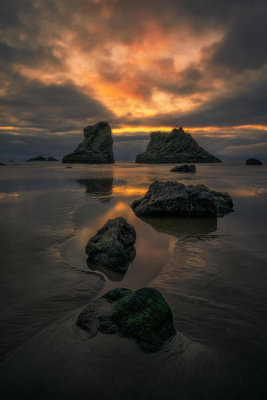 Lydia Jacobs - Sunset At Bandon Beach