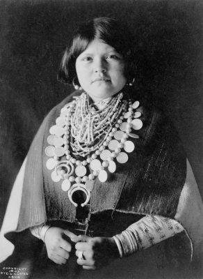 Edward S. Curtis - Zuni ornaments, ca. 1903