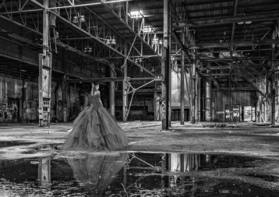 Julian Lauren - Unconventional Womenscape #8, The Factory (BW)