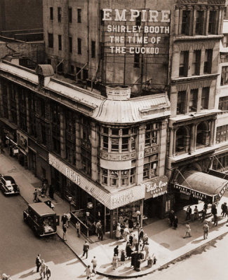 Angelo Rizzuto - Empire Theater at Broadway and 41st St., New York City, 1952