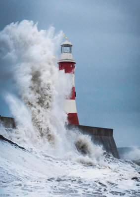 Pangea Images - Lighthouse, North Sea